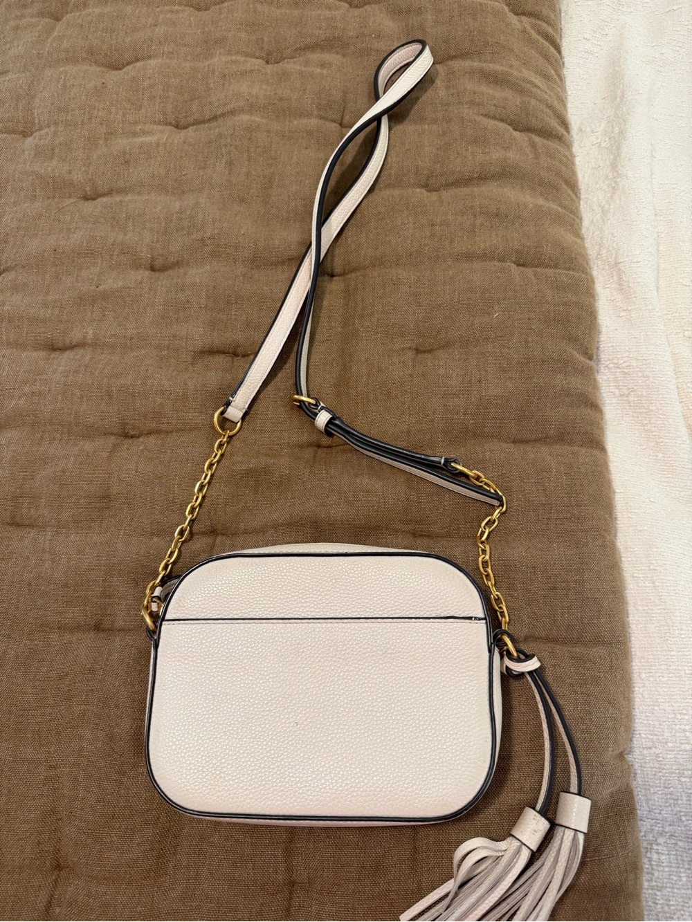 Tory Burch White Leather Crossbody Camera Bag with Tassel - Picture 2 of 2